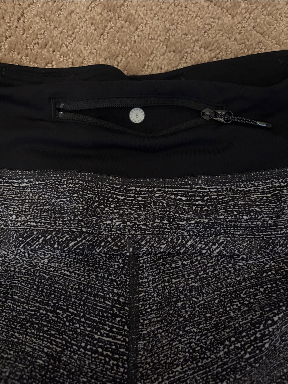 Lululemon seed up short - Picture 4 of 6